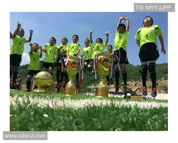 追逐梦想的脚步足球明星们让我们一起燃烧激情与荣耀